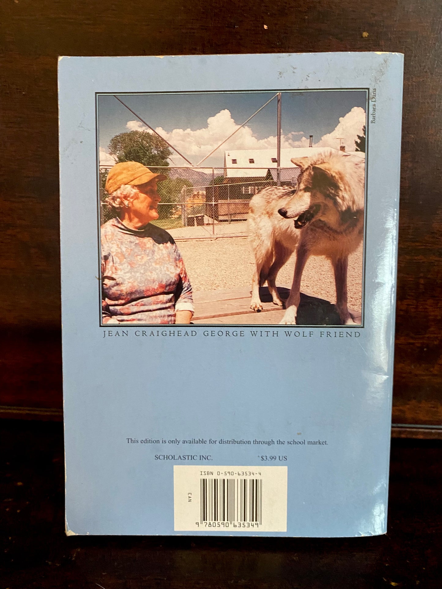 Julie's Wolf Pack by Jean Craighead George